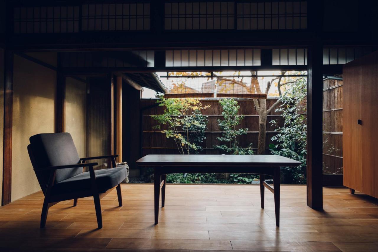Tsukihi House *
